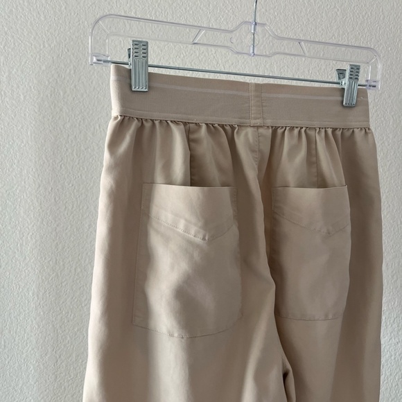 VARLEY | Athleisure Soft Riggs Loose Fit Pants 27" in Oyster Grey | Size Small - Picture 11 of 13